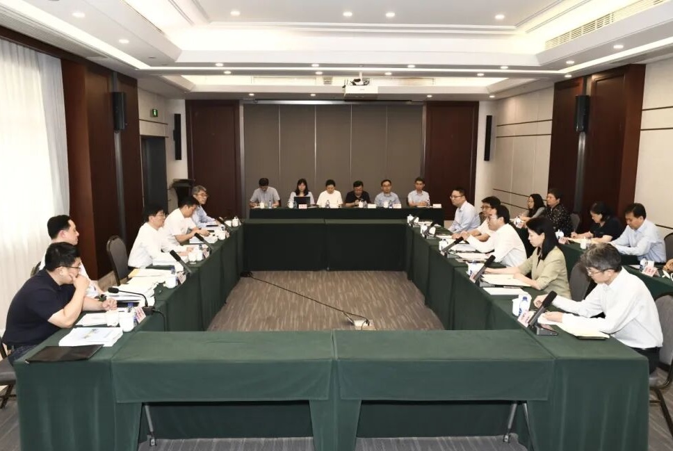 市政府副秘书长、市发展改革委主任刘健同志调研市发展改革研究院